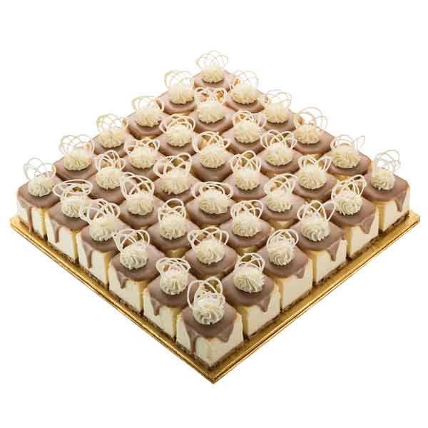 14"x14" Oversized Pre-Cut Square Cheese Cake