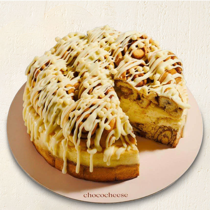 8" Cinnabun Cheesecake
